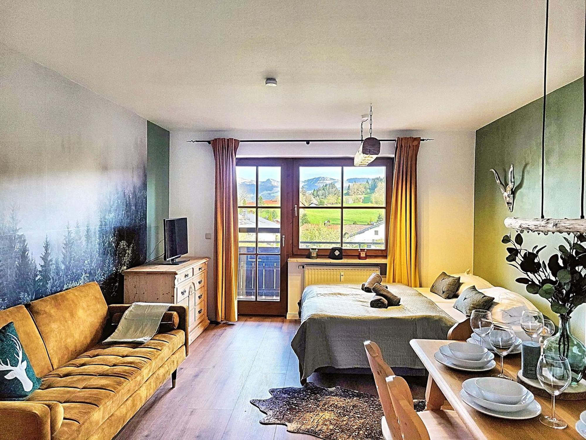 Lindners Hideaways - Bergnest Lodge - Bergblick Fewo 6 Pers Balkon Garten Hund Ski Unterkunft Luftkurort Oberreute Naehe Buchenegger Wasserfaelle Eistobel Bodensee Екстер'єр фото
