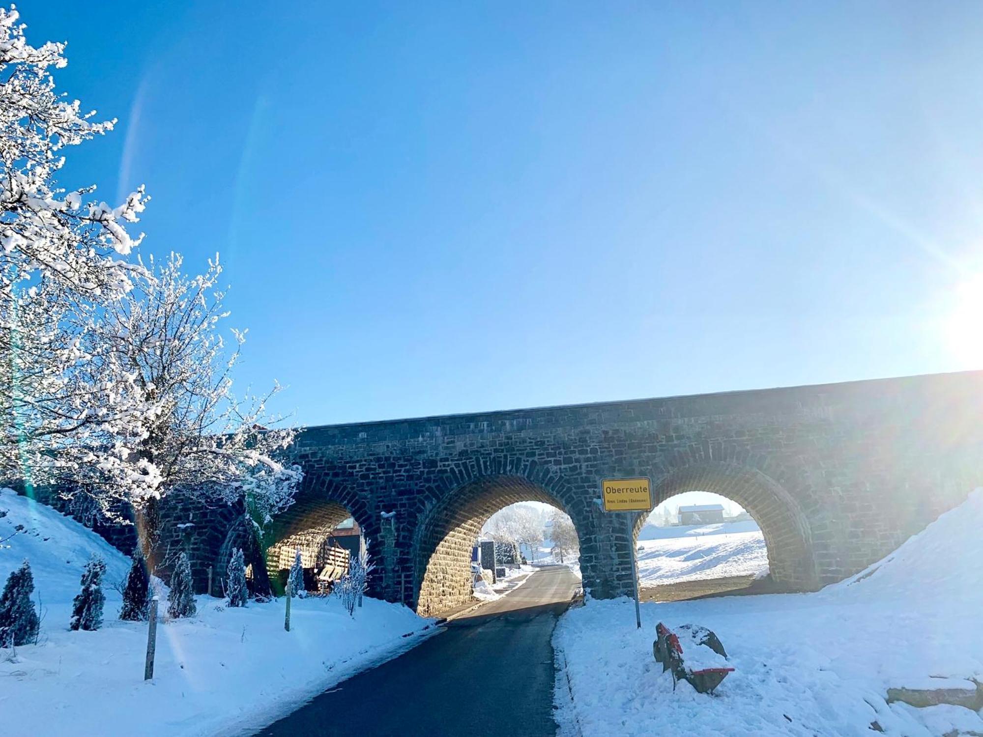 Lindners Hideaways - Bergnest Lodge - Bergblick Fewo 6 Pers Balkon Garten Hund Ski Unterkunft Luftkurort Oberreute Naehe Buchenegger Wasserfaelle Eistobel Bodensee Екстер'єр фото